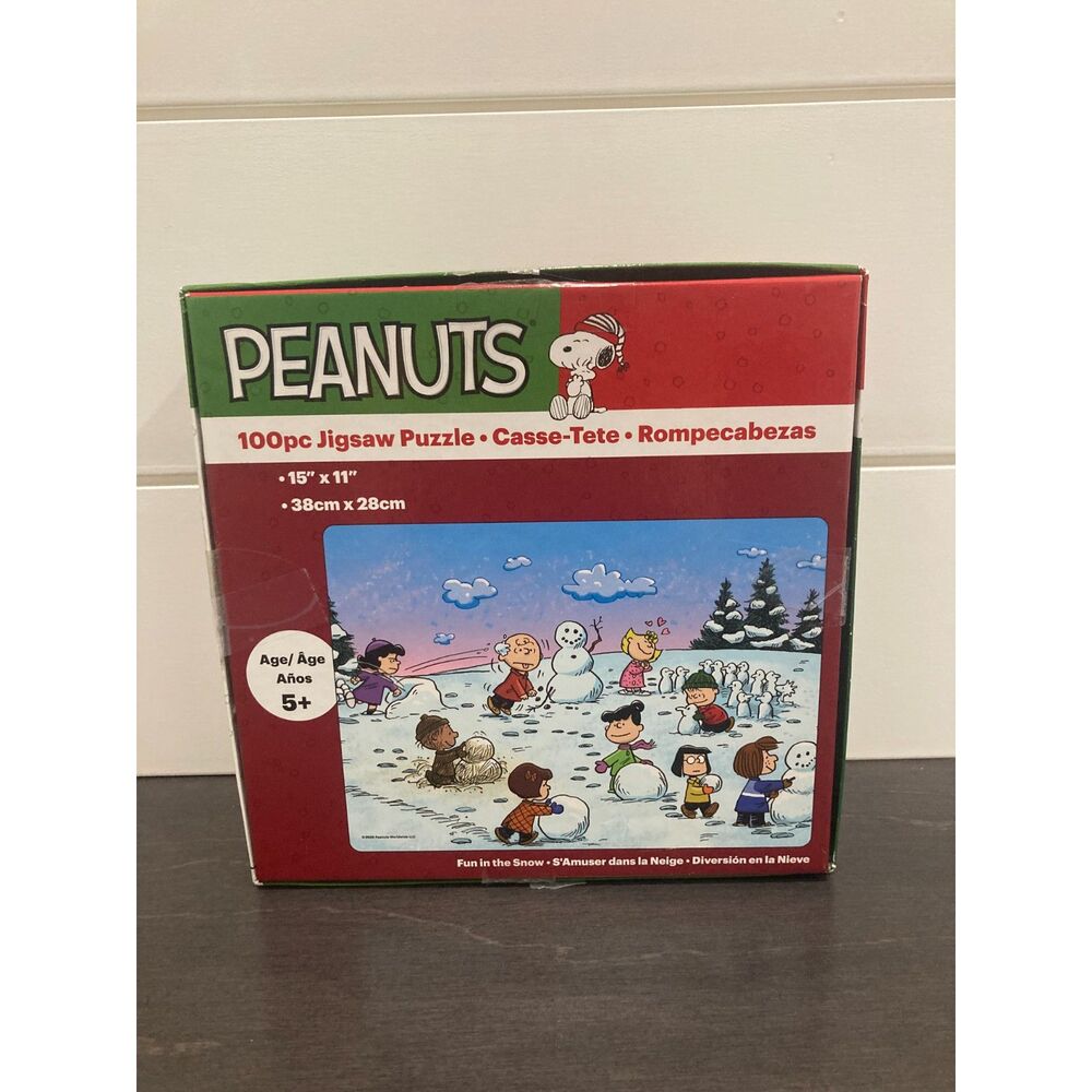 Peanuts 100 piece Jigsaw Puzzle Fun in the Snow 2020 Complete 15x11 5+